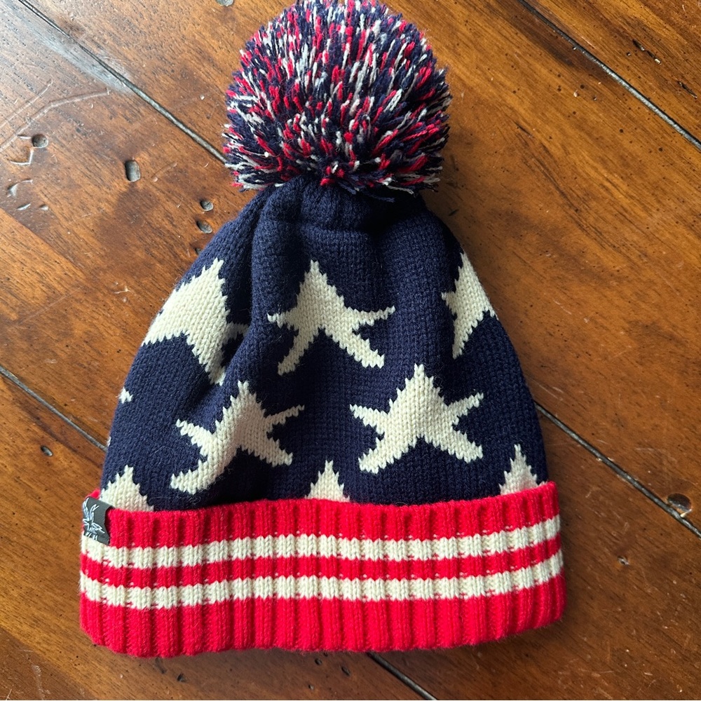 NWOT Patriotic Pom Pom Beanie Adult One Size
